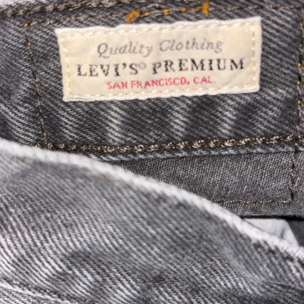 Levis 501 Premium Jeans Faded Black Straight Leg Button‎ Fly Denim Men's 29x30